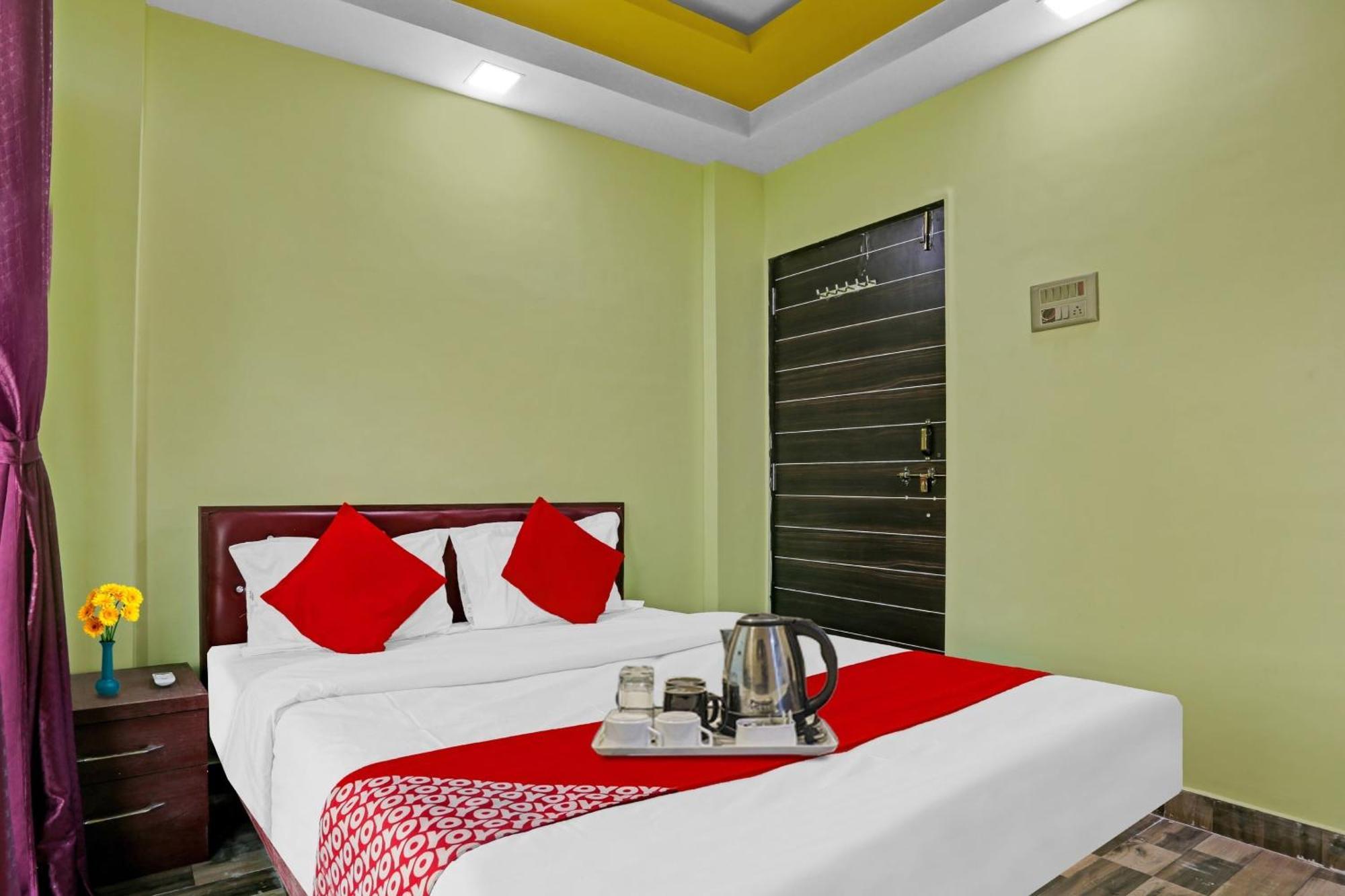 O Om Sai Residency And Boarding Hotel 3*